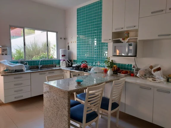 Imagem Casa térrea, com pintura nova, 163m² de área privativa em um terreno de 339m², no Condomínio Fl...