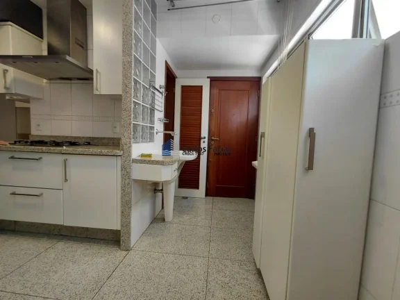 Imagem Apartamento para Venda em Brasília, ASA SUL, 3 dormitórios, 1 suíte, 3 banheiros
