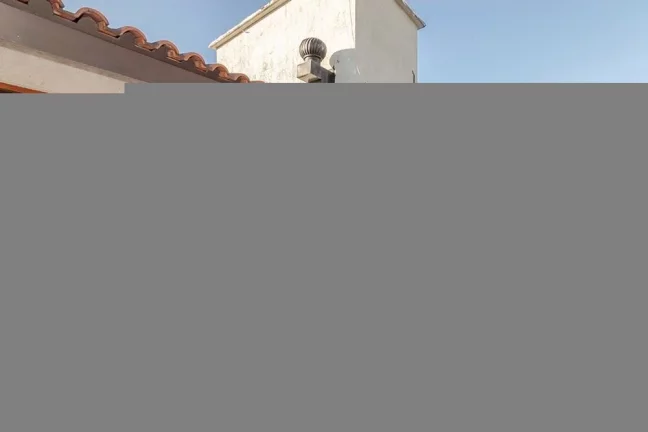 Imagem Cobertura ampla e ensolarada no coração da Tristeza

Esta cobertura entrega exatamente o que quem ...
