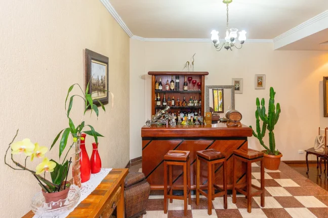Imagem ALTO BOA VISTA NOBRE SOBRADO 393,00 M 4 DORMITÓRIOS 1 DELES SUÍTE 3 SALAS ÁREA DE RECEPÇÃO ESCRITÓRIO PISCINA SALÃO FESTAS ÁREA GOURMET 3 VAGAS