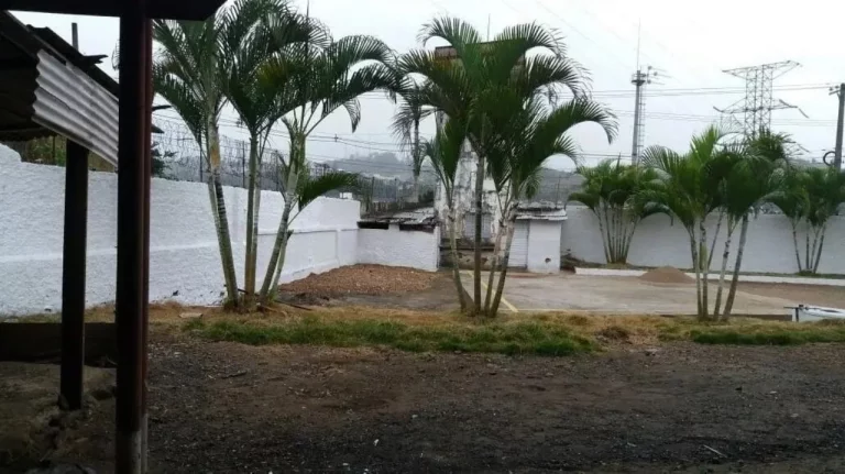 Imagem TERRENO COMERCIAL em BARRA MANSA - RJ, CENTRO
