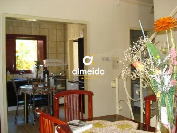Imagem Casa 4 dormitórios à venda Nossa Senhora de Lourdes Santa Maria/RS