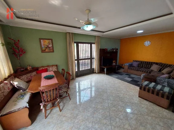 Imagem EXCELENTE CASA TRIPLEX NA VILA ITAMARATY (ITATIAIA).
