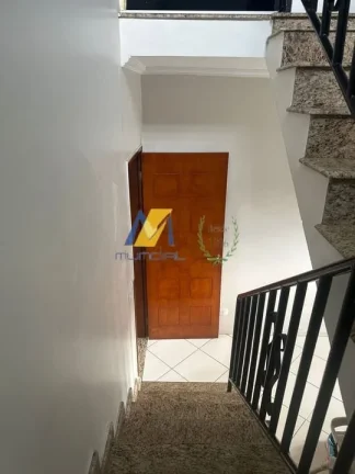 Imagem Seu Novo Lar em Santo André - Sobrado na Rua dos Alpes, Bairro Valorizado!