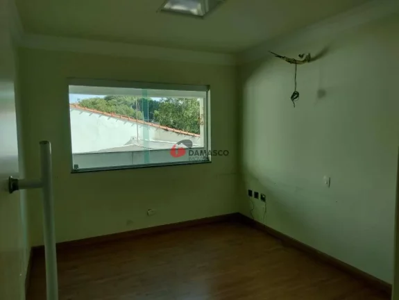 Imagem Sobrado à venda 3 Quartos, 2 Suites, 4 Vagas, 325M², Rudge Ramos, São Bernardo do Campo - SP
