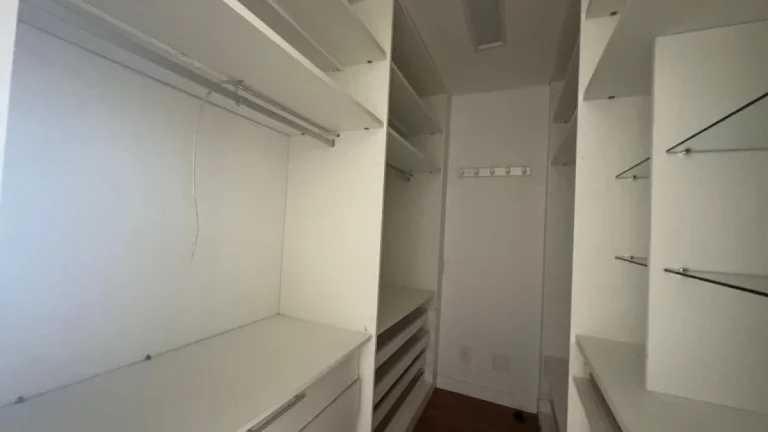 Imagem Apartamento com 4 Quartos para Alugar, 233 m² em Barra Da Tijuca - Rio De Janeiro