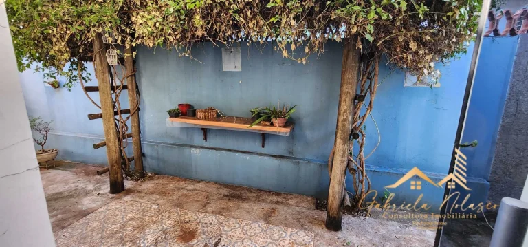 Imagem Linda Casa no centro de Mogi Mirim com 4 dormitórios