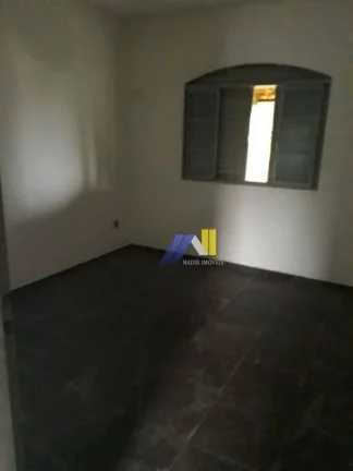 Imagem Casa com 3 Quartos para Alugar, 100 m² em Faisqueira - Pouso Alegre