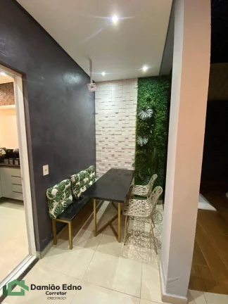 Imagem Casa com 126 AC 150 AT com 3 dorms uma suíte closet, mobilhada, piscina aqu