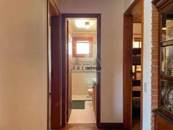 Imagem Apartamento à venda em Campos do Jordão – Com 05 dormitórios e 03 suítes