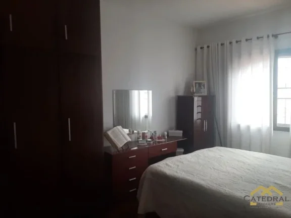 Imagem CASA COM 3 DORMITÓRIOS À VENDA, 265 M² POR R$ 900.000,00 - VILA ARENS - JUNDIAÍ/SP
