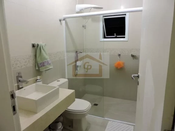 Imagem 3 amplas suítes repleta de armários, sendo duas avarandadas com vista espetacular, 4 vagas