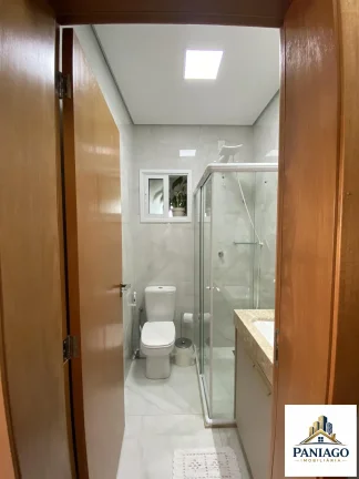 Imagem Casa porteira fechada, 3 quartos e energia solar Primor das Torres Cuiabá - MT