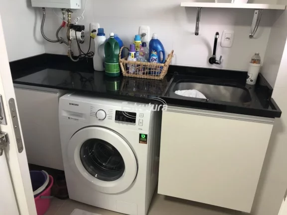 Imagem Apartamento de 2 dormitórios totalmente mobiliado