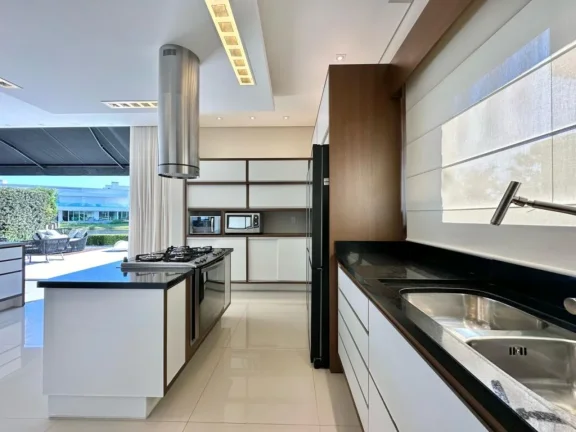 Imagem Casa em Condominio 5 Dormitórios - Bairro xangri-la