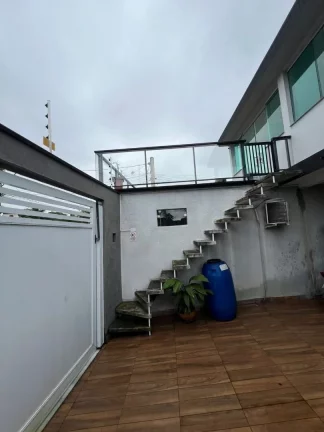 Imagem Sobrado com 4 dormitórios para alugar, 200 m² por R$ 4.180,00/mês - Travessão - Caraguatatuba/SP