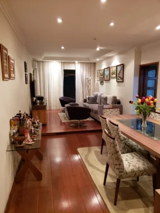 Imagem Amplo apartamento à venda em Santos na Ponta da Praia