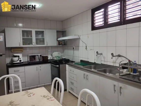Imagem VENDO CASA COM DOIS PAVIMENTOS NA MELHOR ÁREA DO BAIRRO EXPEDICIONÁRIO