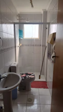Imagem Apartamento com Sacada e Lazer Completo – Vila Tupi, Praia Grande-SP