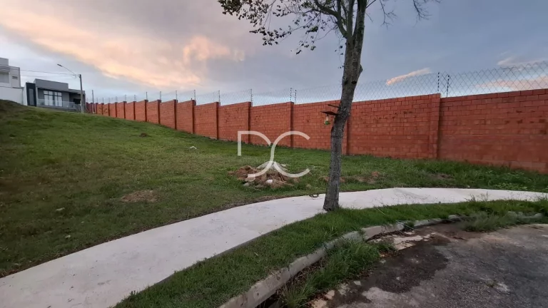 Imagem Condomínio Terras de São Francisco - Terreno à venda no bairro Condomínio Terras de São Francisco - Sorocaba/SP