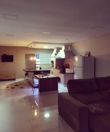 Imagem Excelente casa com 3 dormitórios, sendo 1 suíte, Agudos(SP)