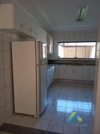 Imagem SÃO BERNARDO DO CAMPO SOBRADO 400m² COM EDICULA, 5 VAGAS COM OTIMO VALOR E LOCALIZAÇÃO !!!