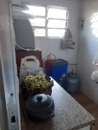 Imagem Impecável casa à venda no Centro de Franco da Rocha-SP: 2 quartos, 1 suíte, 3 salas, 2 banheiros, 2 vagas, 238 m².