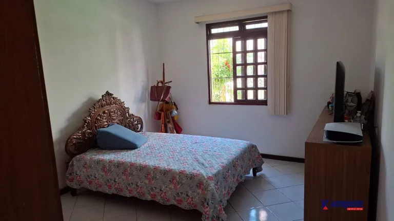 Imagem VENDO CASA DE 4 QUARTOS SENDO 3 SUITES - BAIRRO SÃO JOÃO