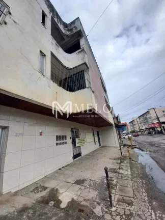 Imagem Oportunidade em PIEDADE: 03Pavimentos, 04salas comerciais/03 qts, 01suite.
