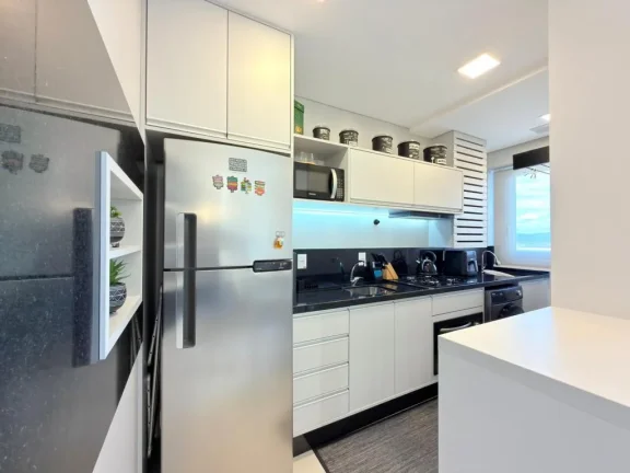 Imagem Apartamento 2Dórmitórios dependência - Bairro Zona Nova