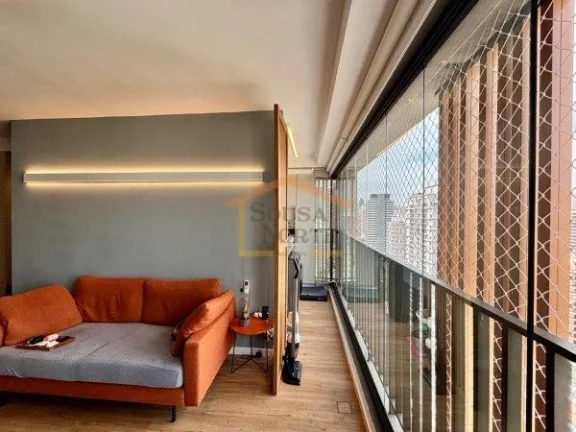 Imagem Apartamento com 70 m², 2 dormitórios sendo 1 suíte, 2 banheiros, sala para dois ambientes. O imó...