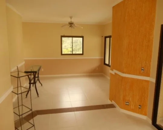 Imagem Apartamento à venda no Guarujá na Praia das Pitangueiras.