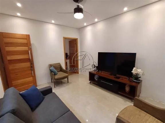 Imagem Espaçosa Casa Geminada no Mirim Praia Grande – 2 Quartos e Piscina