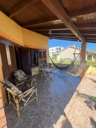 Imagem Casa a venda com 3 dormitorios na Praia Paraiso em Torres/RS