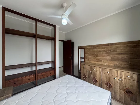 Imagem Apartamento amplo próximo ao mar na Praia Grande