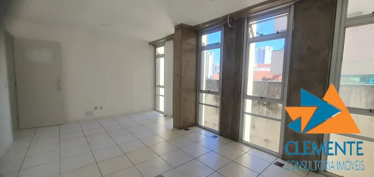 Imagem VENDO ANDAR CORRIDO COMERCIAL 227 M² -03 VGS B, SAVASSI-BH-MG