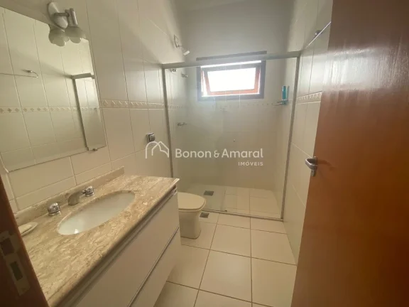 Imagem Confira esta excelente oportunidade de adquirir uma casa em Valinhos, no renomado condomínio Vivend...