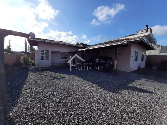 Imagem Casa de esquina Comasa, próxima ao Condor