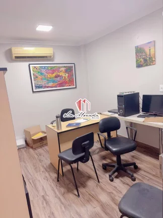 Imagem Galpão com escritório, 350M², no Aleixo, LOCAÇÃO!