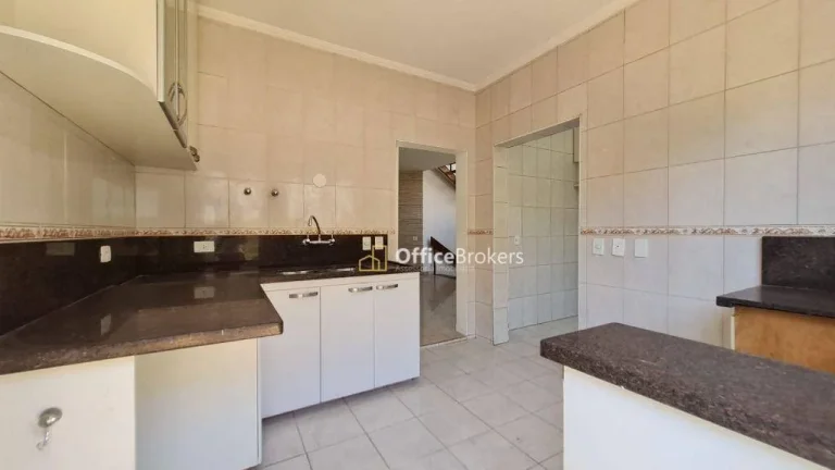 Imagem Casa à venda Residencial 5 com 4 dormitórios à venda, 620 m²