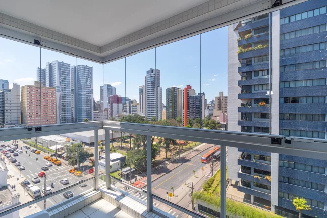 Imagem Apartamento de 3 quartos no bairro Água Verde
