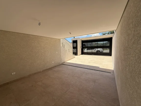 Imagem Casa à Venda com 3 Dorm e 4 Vagas - Condomínio Nova Jaguari