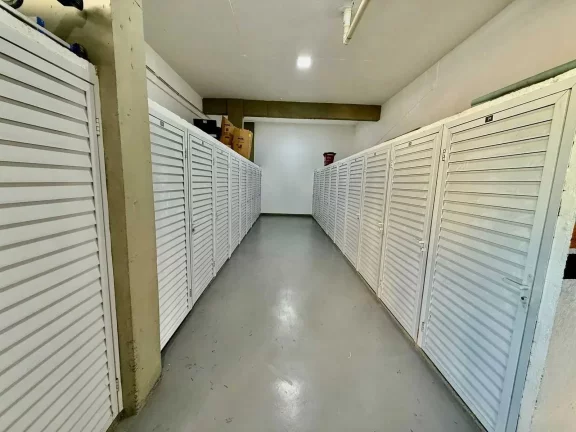 Imagem Apartamento alto padrão com 2 dormitórios sendo 1 suíte e 2 vagas - Nações | Balneário Camboriú/SC