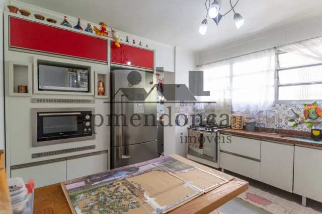 Imagem Apartamento na Rua Cardoso de Almeida com 3 quartos e 2 vagas, 140m²