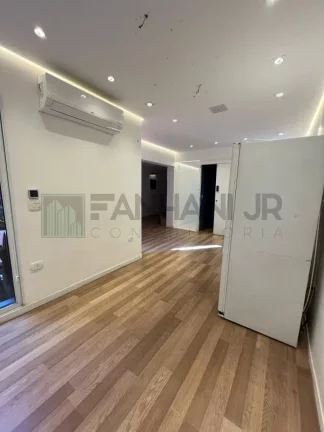 Imagem Imperdível casa à venda em São Paulo-SP, Jardim Paulistano: 3 quartos, 1 suite, 4 salas, 5 banheiros, 2 vagas, 275m²!