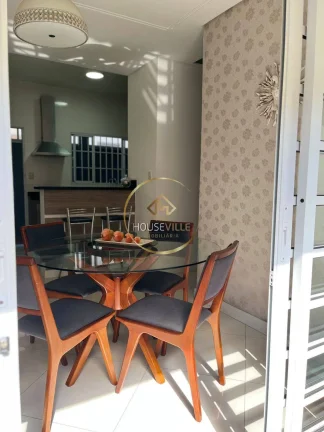 Imagem Casa Térrea, 3 Dormitórios (1Suíte), 4 Vagas, Bosque Dos Eucaliptos.