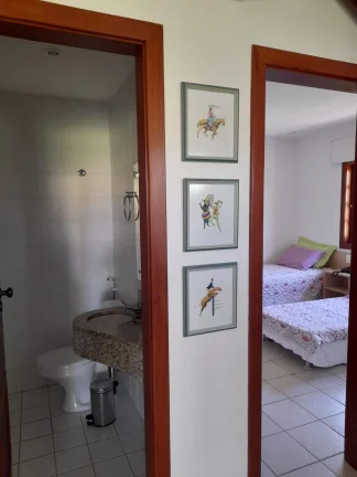 Imagem Apartamento duplex com 3 dormitórios em Praia do Forte.