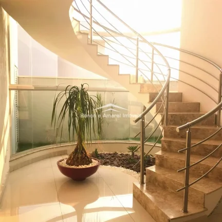 Imagem Lindo sobrado à venda no Real Park Sumaré!

Arquitetura diferenciada, quintal com espaço gourmet ...