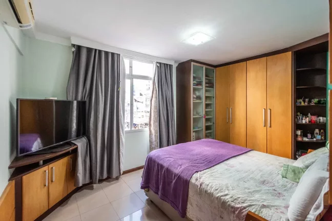 Imagem Apartamento com 3 dormitórios sendo 1 suíte e 2 vagas na região Central de Balneário Camboriú SC