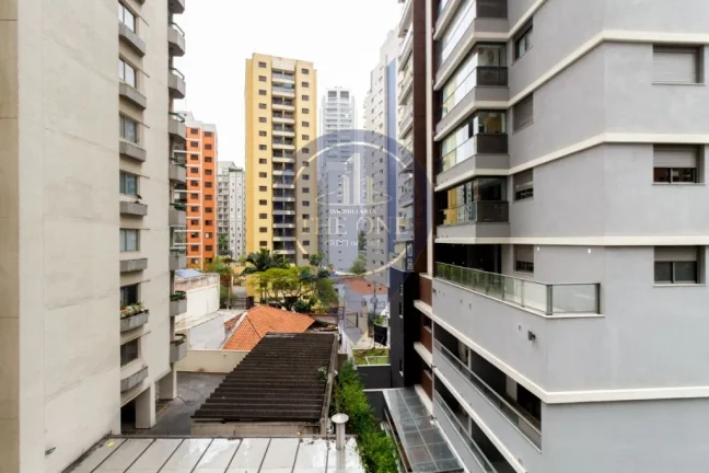 Imagem Apartamento à Venda na Vila Mariana, São Paulo-SP: 2 Quartos, 2 Salas, 2 Banheiros, 1 Vaga de Garagem - 113m² de Área